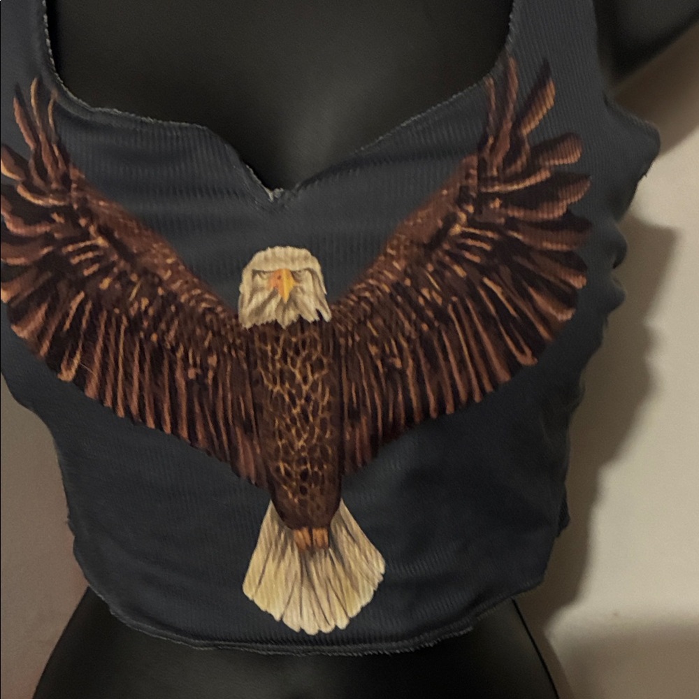 Eagle Graphic Crop Top - Picture 2 of 3